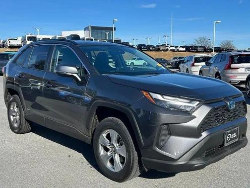 2024 Toyota RAV4 Hybrid XLE