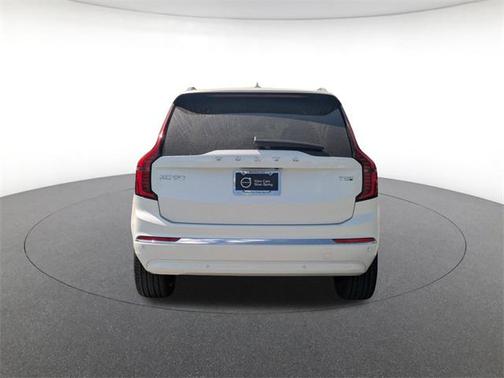 2025 Volvo XC90 Plug-In Hybrid T8 Plus 7-Seater