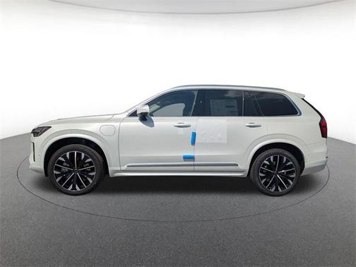 2025 Volvo XC90 Plug-In Hybrid T8 Plus 7-Seater