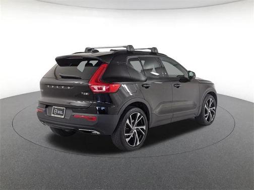 2020 Volvo XC40 T5 R-Design