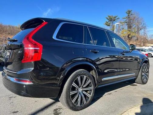 2023 Volvo XC90 B6 Plus 7-Seater