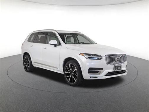 2024 Volvo XC90 B6 Plus Bright Theme 7-Seater