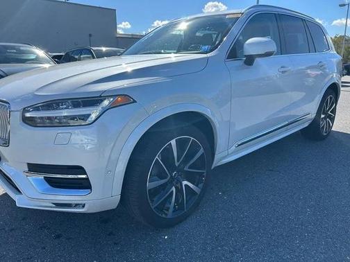 2024 Volvo XC90 B6 Plus Bright Theme 7-Seater