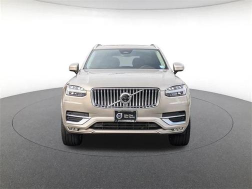 2025 Volvo XC90 B6 Plus 7-Seater