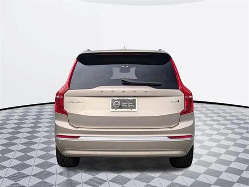 2025 Volvo XC90 B6 Plus 7-Seater
