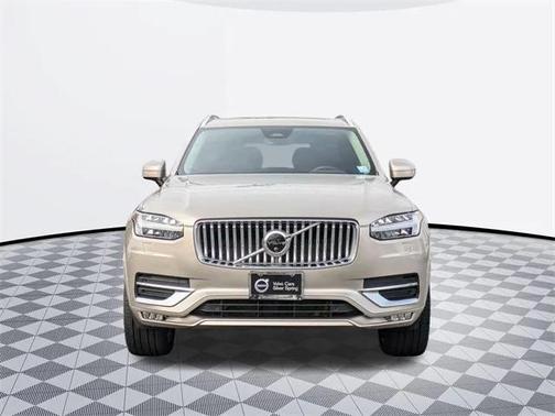2025 Volvo XC90 B6 Plus 7-Seater