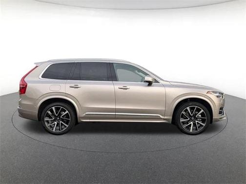 2025 Volvo XC90 B6 Plus 7-Seater