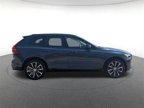 2025 Volvo XC60 Plus