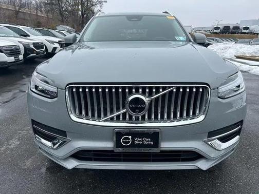 2024 Volvo XC90 B6 Ultimate Bright Theme 7-Seater