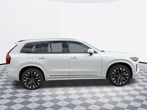 2025 Volvo XC90 Plug-In Hybrid T8 Ultra 7-Seater