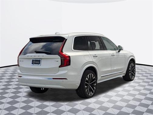 2025 Volvo XC90 Plug-In Hybrid T8 Ultra 7-Seater
