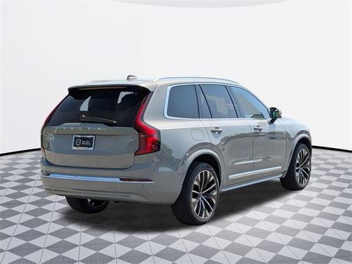 2025 Volvo XC90 Plug-In Hybrid T8 Plus 7-Seater