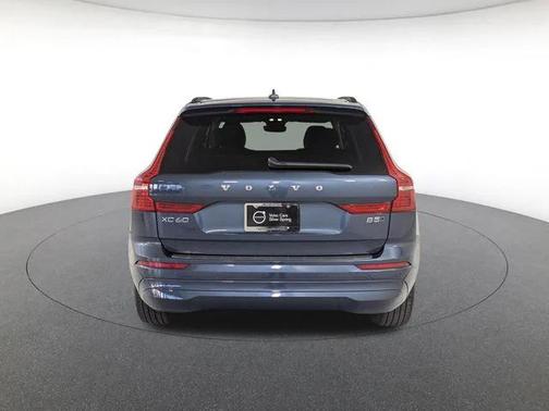 2023 Volvo XC60 B5 Core