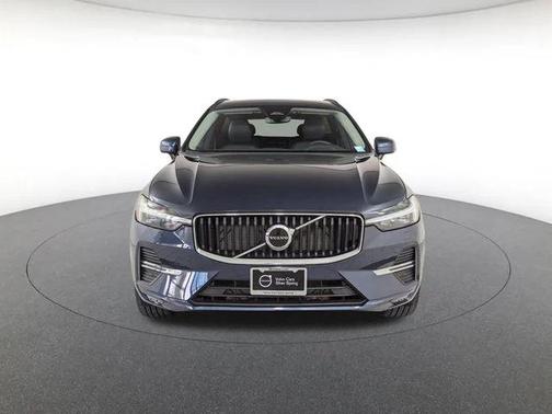 2023 Volvo XC60 B5 Core