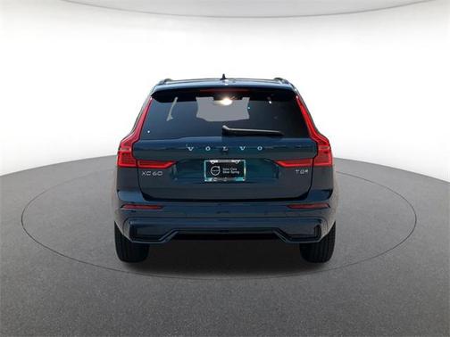 2025 Volvo XC60 Plug-In Hybrid T8 Plus