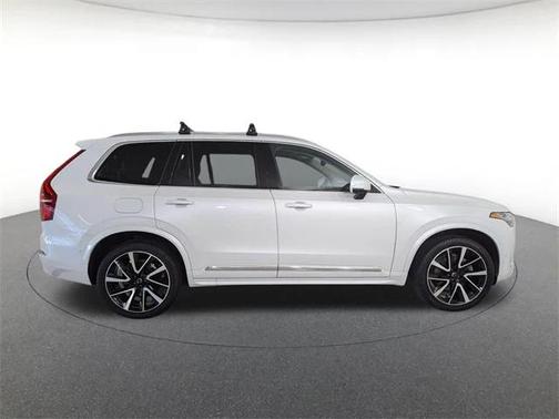 2023 Volvo XC90 B6 Plus 7-Seater