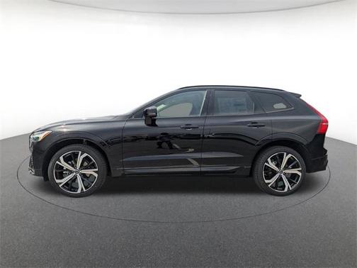 2025 Volvo XC60 B5 Ultra