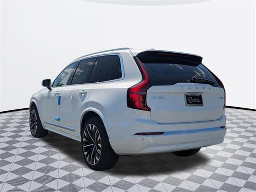 2025 Volvo XC90 Plug-In Hybrid T8 Plus 7-Seater