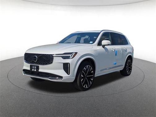2025 Volvo XC90 Plug-In Hybrid T8 Plus 7-Seater