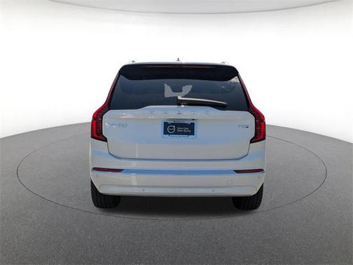 2025 Volvo XC90 Plug-In Hybrid T8 Plus 7-Seater