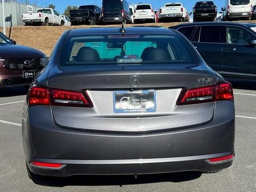 2017 Acura TLX w/Technology Package