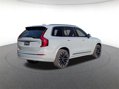 2026 Volvo XC90 B6 Ultra 7-Seater