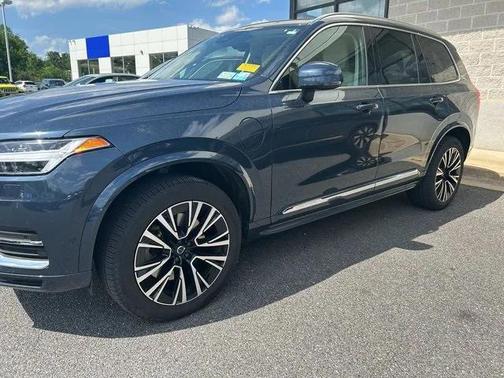2023 Volvo XC90 Recharge Plug-In Hybrid T8 Plus Bright Theme 7-Seater