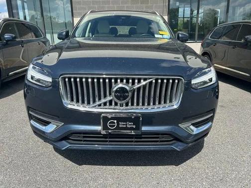 2023 Volvo XC90 Recharge Plug-In Hybrid T8 Plus Bright Theme 7-Seater