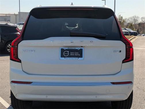 2025 Volvo XC90 B5 Ultra 7-Seater