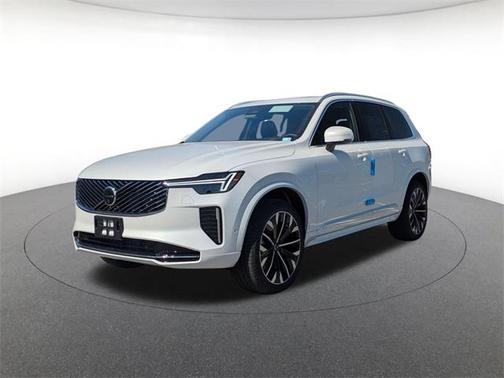 2025 Volvo XC90 B5 Ultra 7-Seater