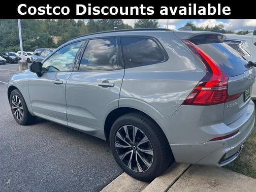 2024 Volvo XC60 B5 Plus Dark Theme