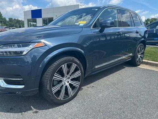 2023 Volvo XC90 B6 Ultimate 7-Seater