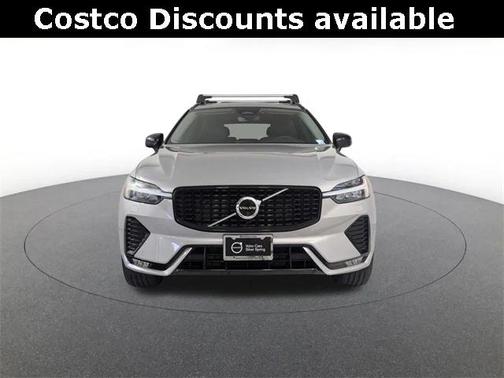 2023 Volvo XC60 B5 Plus Dark Theme