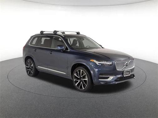 2023 Volvo XC90 B6 Plus 6-Seater