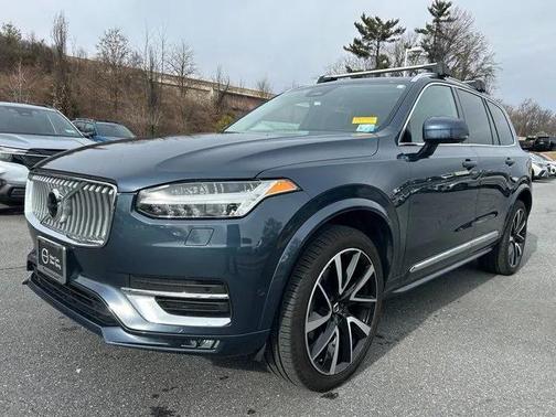 2023 Volvo XC90 B6 Plus 6-Seater