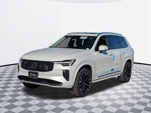 2025 Volvo XC90 Plug-In Hybrid T8 Plus 7-Seater