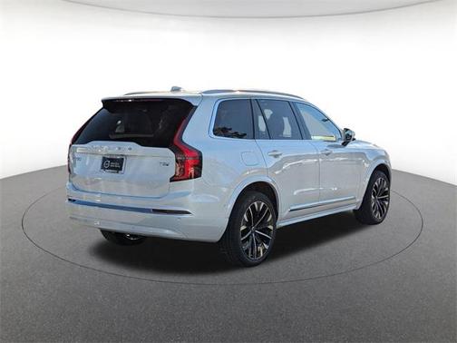 2025 Volvo XC90 Plug-In Hybrid T8 Plus 7-Seater