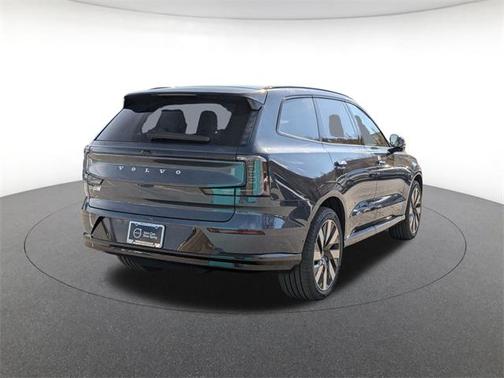 2025 Volvo EX90 Twin Motor Performance Ultra 6-Seater