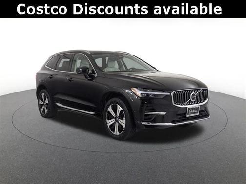 2023 Volvo XC60 Recharge Plug-In Hybrid T8 Plus Bright Theme