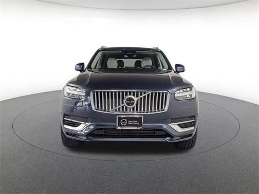 2025 Volvo XC90 Plug-In Hybrid T8 Plus 7-Seater