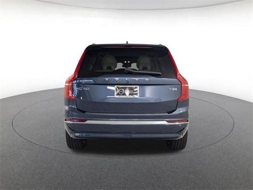 2025 Volvo XC90 Plug-In Hybrid T8 Plus 7-Seater