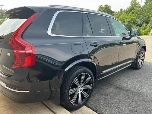 2023 Volvo XC90 Recharge Plug-In Hybrid T8 Plus Bright Theme 7-Seater