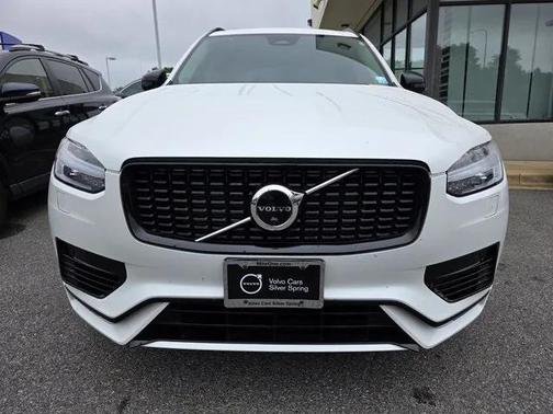 2023 Volvo XC90 Recharge Plug-In Hybrid T8 Plus Dark Theme 7-Seater