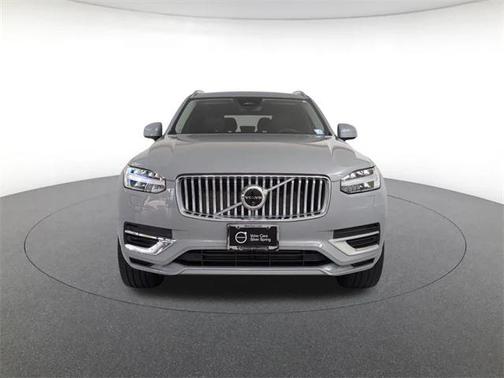 2024 Volvo XC90 Recharge Plug-In Hybrid T8 Ultimate Bright Theme 7-Seater