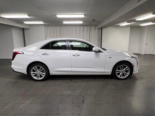 2026 Cadillac CT4 Luxury