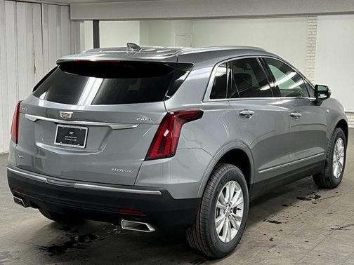 2025 Cadillac XT5 Luxury