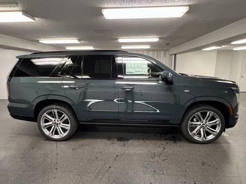2025 Cadillac Escalade Sport