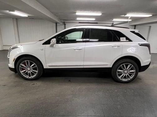 2026 Cadillac XT5 Sport