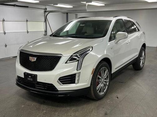 2026 Cadillac XT5 Sport