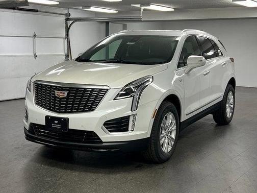 2026 Cadillac XT5 Luxury